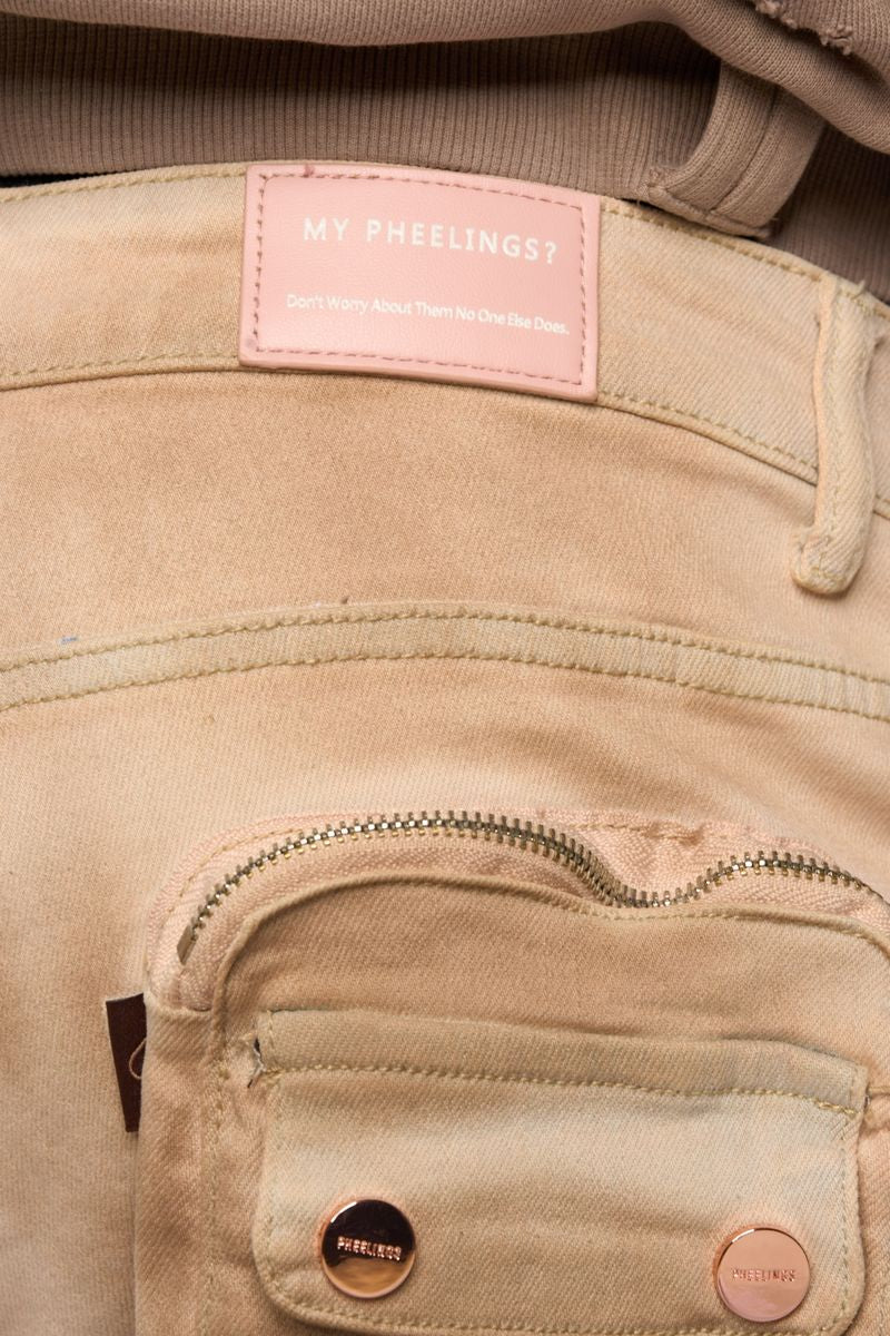 Pheelings : Journey To Greatness Stacked Cargo