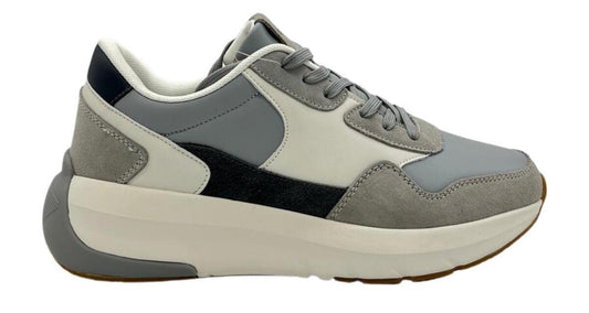 G West Running shoes